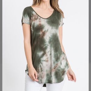 Olive & Ivory Tie-Dye V-Neck Tunic, M